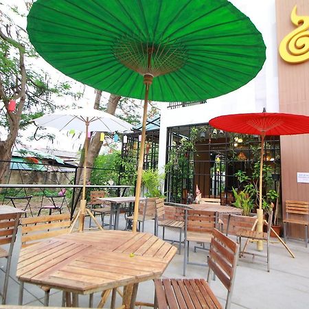 Nakara Boutique Hotell Chiang Mai Exteriör bild
