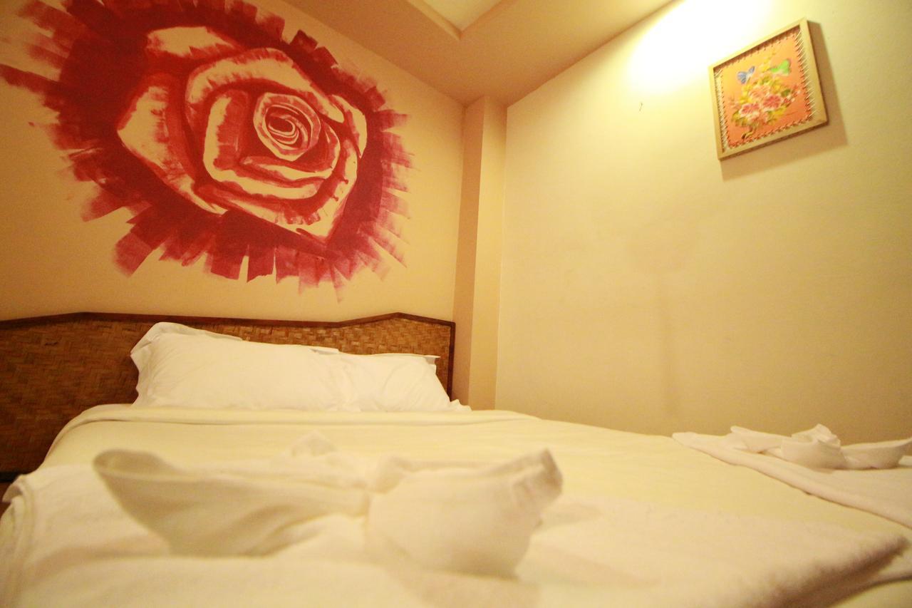 Nakara Boutique Hotell Chiang Mai Exteriör bild