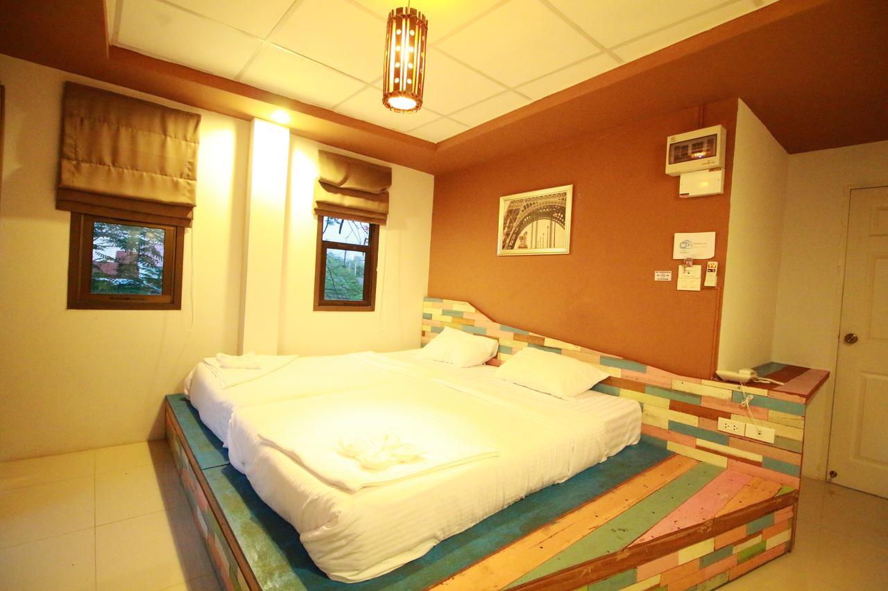 Nakara Boutique Hotell Chiang Mai Exteriör bild