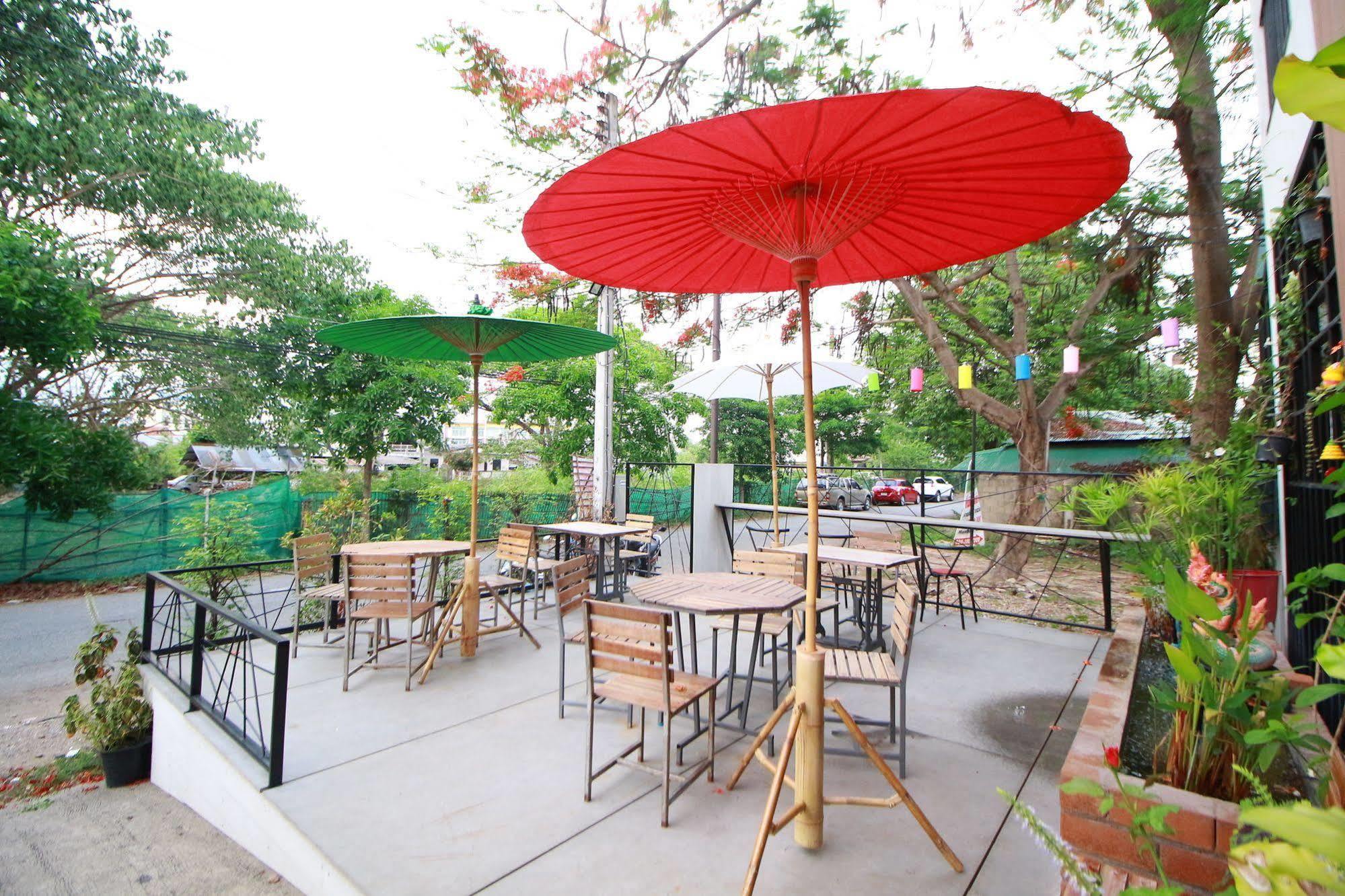 Nakara Boutique Hotell Chiang Mai Exteriör bild